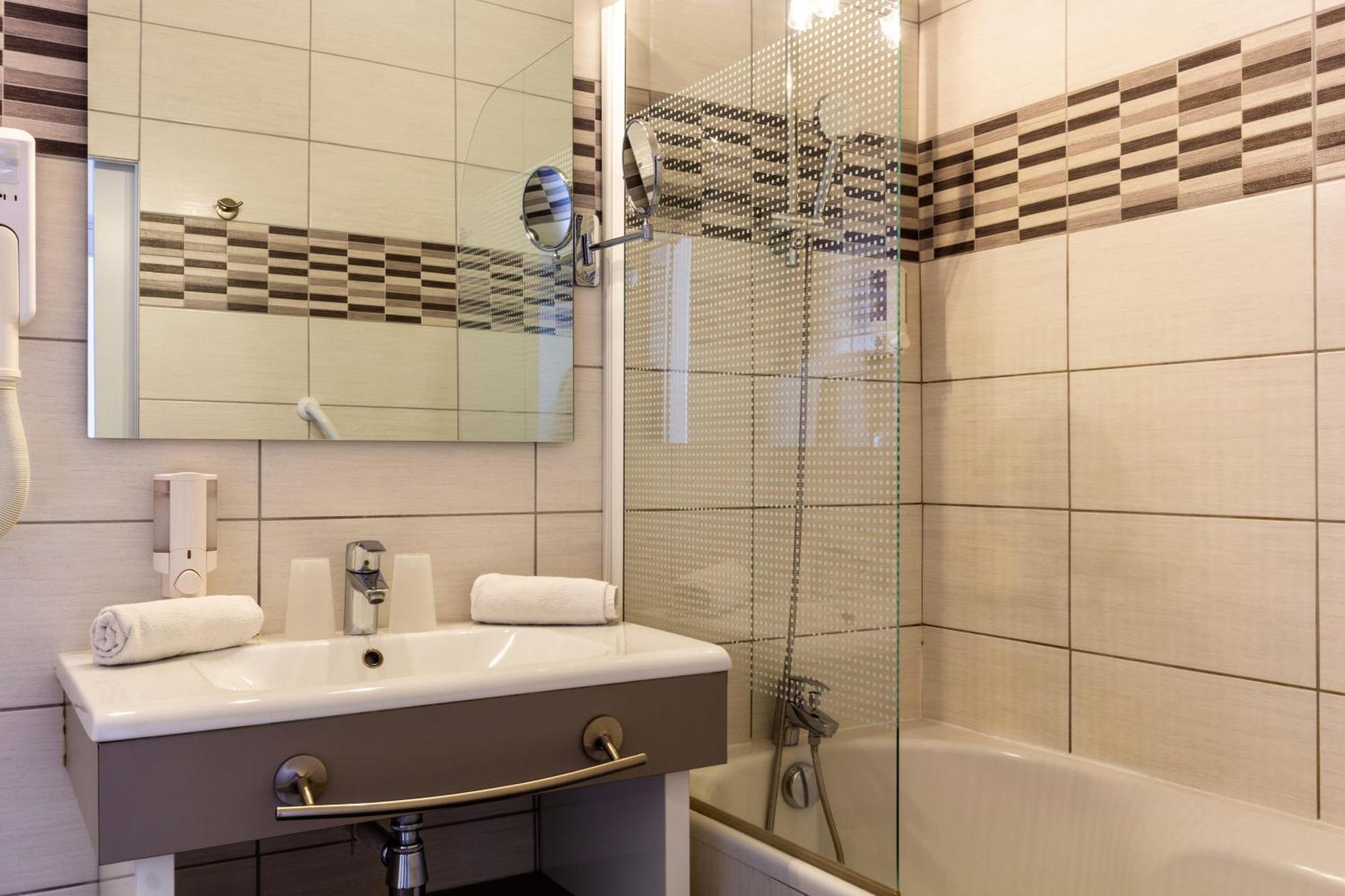 Hotel Notre Dame Bordeaux Zewnętrze zdjęcie