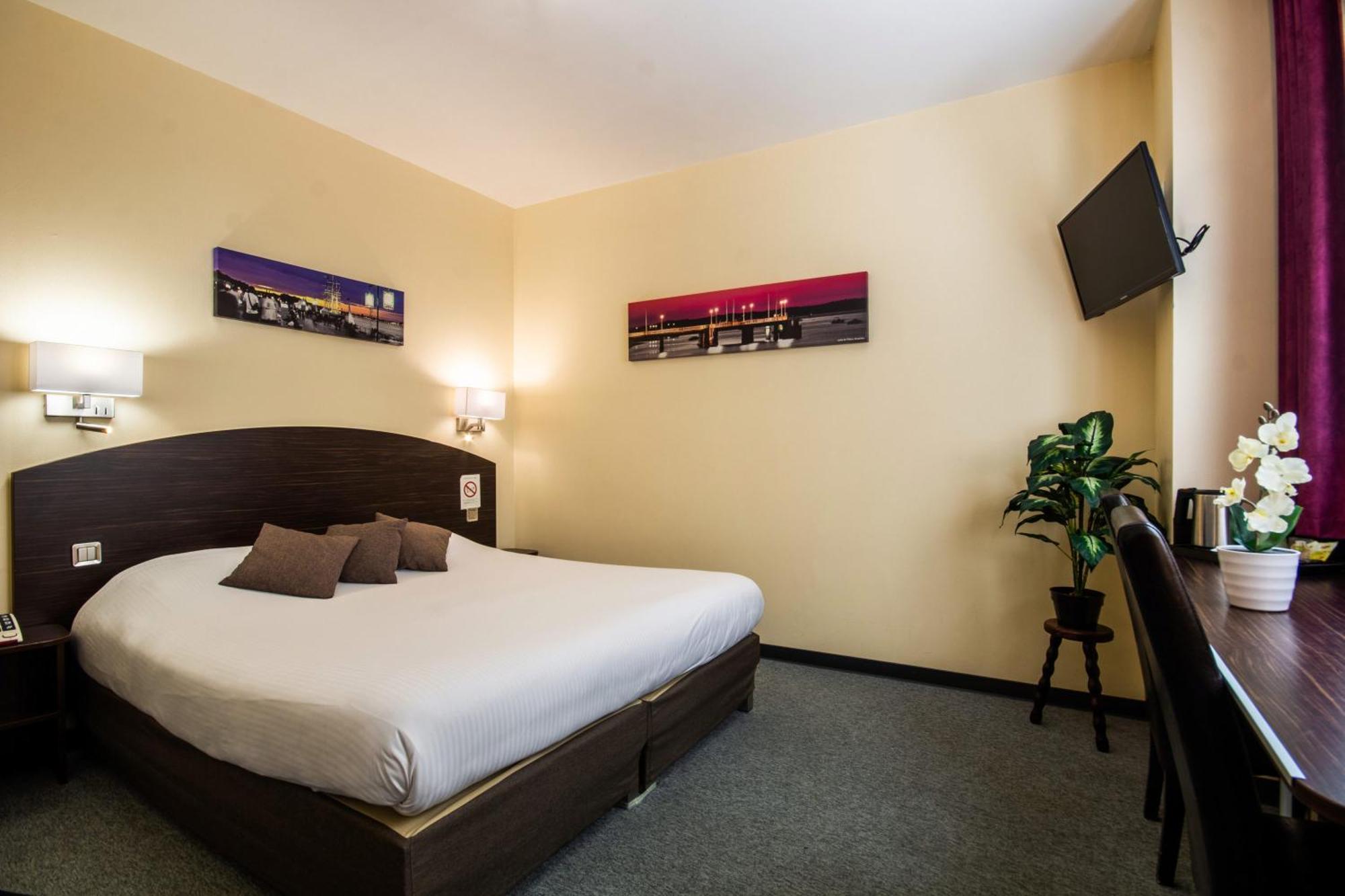 Hotel Notre Dame Bordeaux Zewnętrze zdjęcie